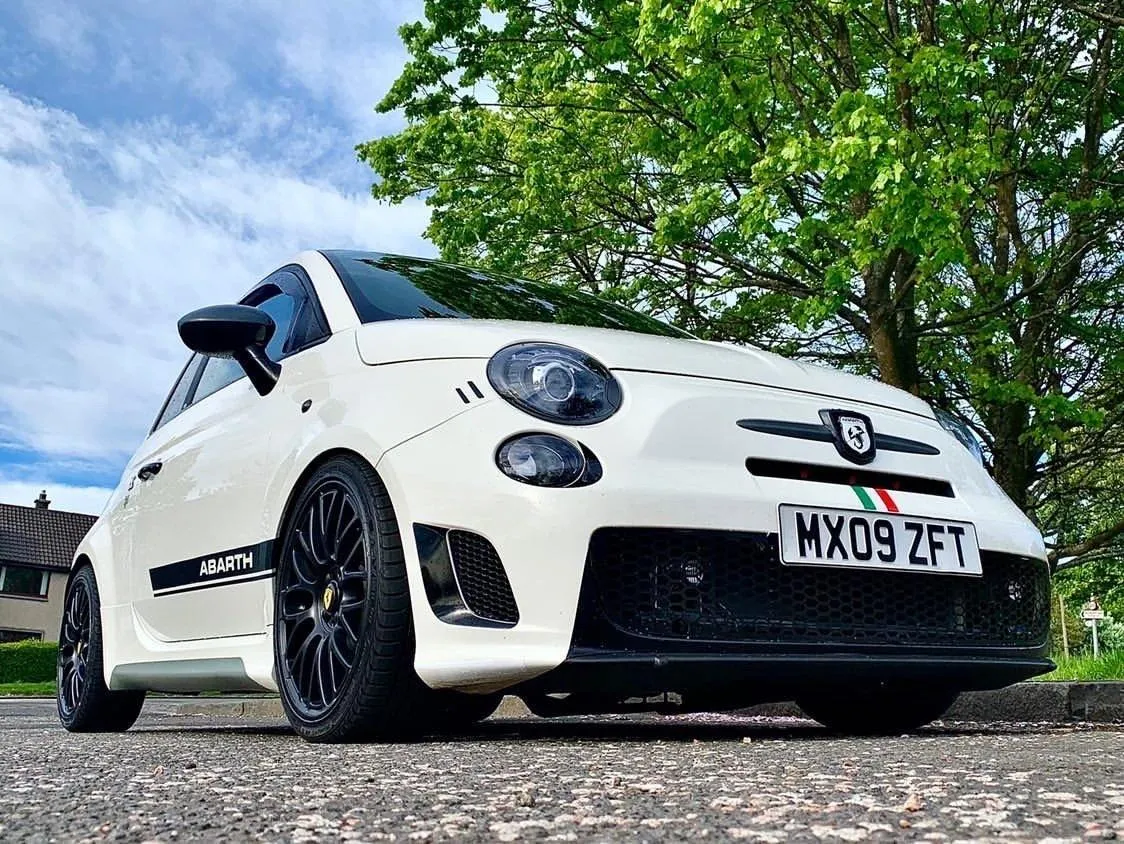 Abarth 500 / 595 / 695 Side Skirt Decals - Essential Squeegee Included
