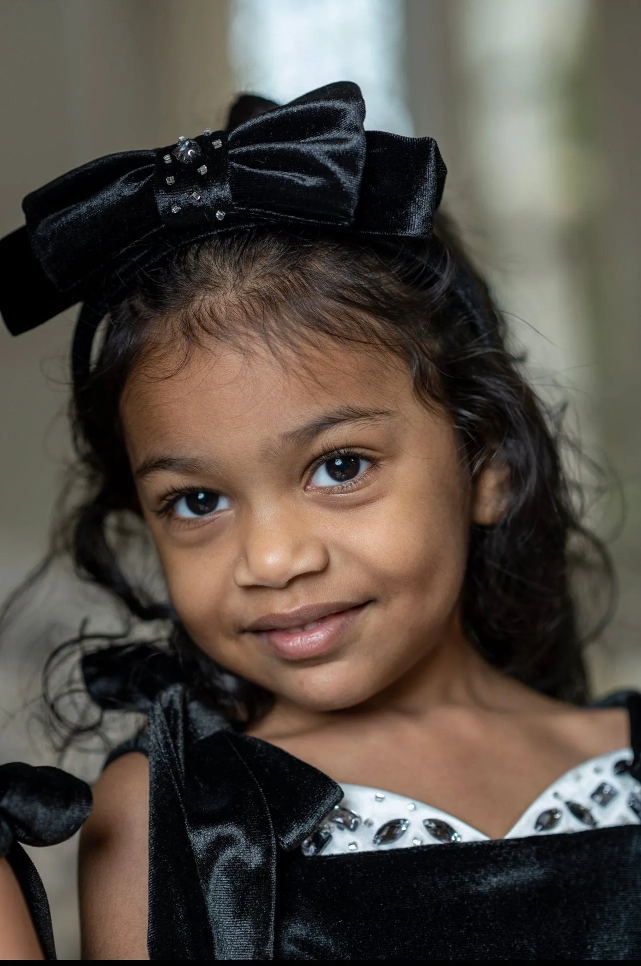 Audrey Black Velvet Headband