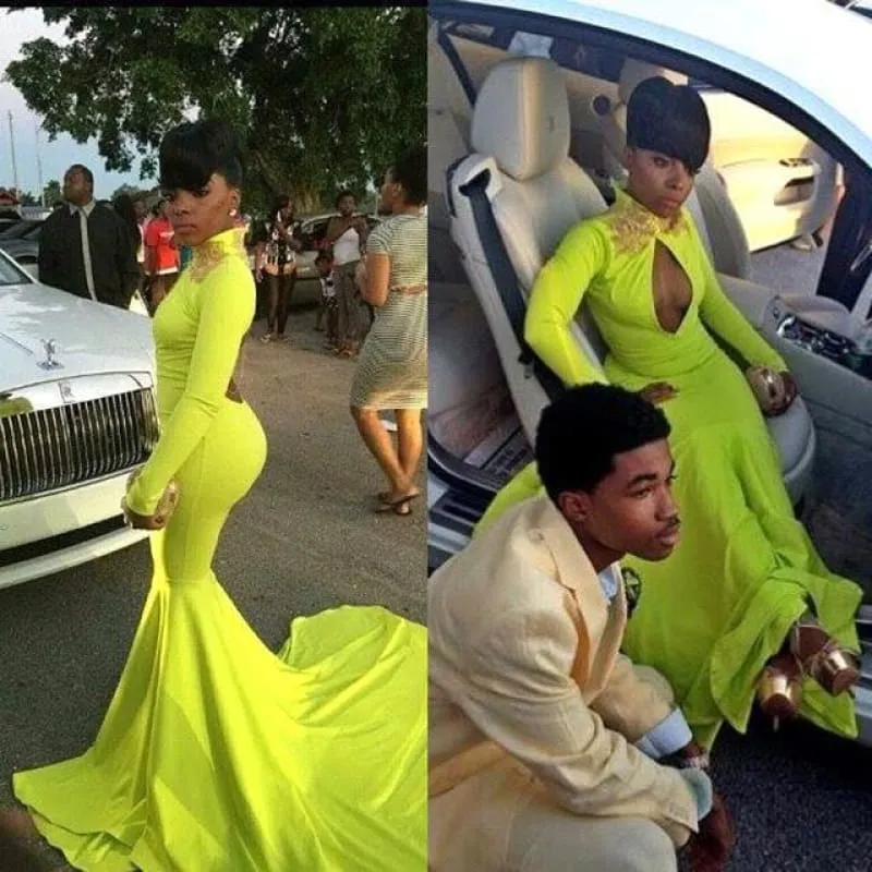 Bridelily Gorgeous Long Sleeve High-Neck Keyhole Prom Dresses 2019 Mermaid Yellow Long