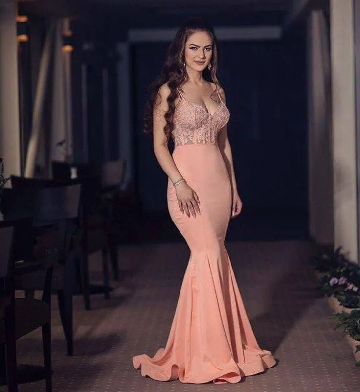 Bridelily V-neck Spaghetti Floor-length Chiffon Appliques Mermaid Prom Dresses