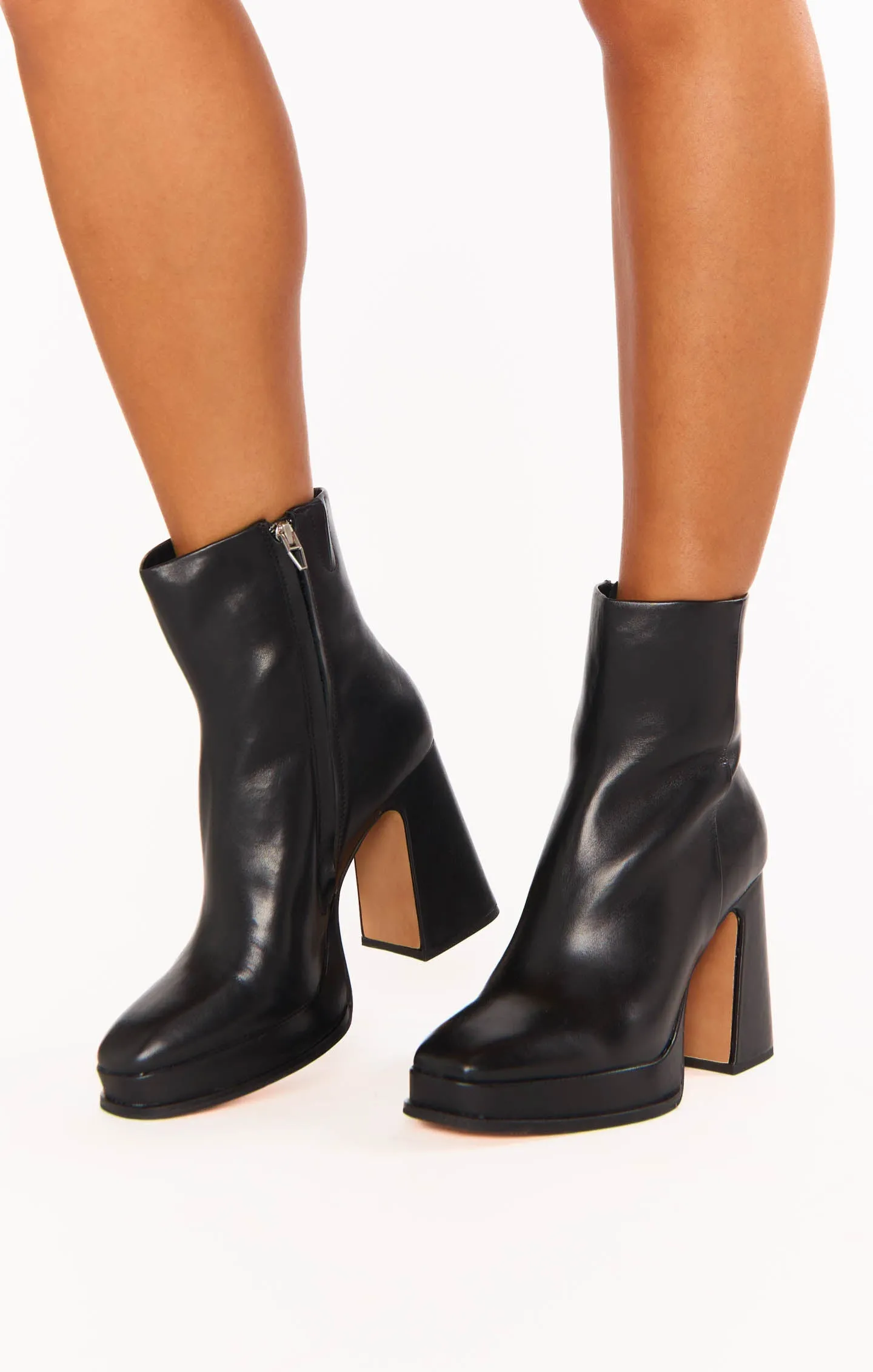 Dolce Vita Lochly Platform Bootie ~ Black