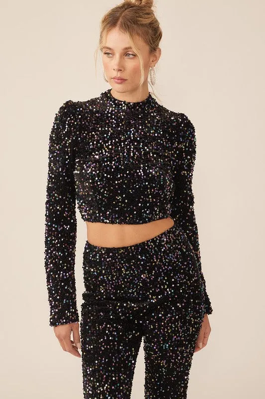 FINAL SALE - VELVET SEQUENCE LONG SLEEVE CROP TOP