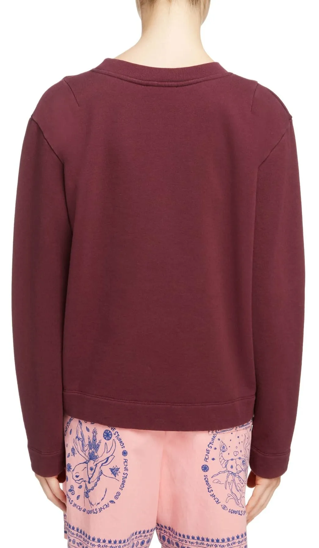 Oslavi Embroidered Bear Sweatshirt