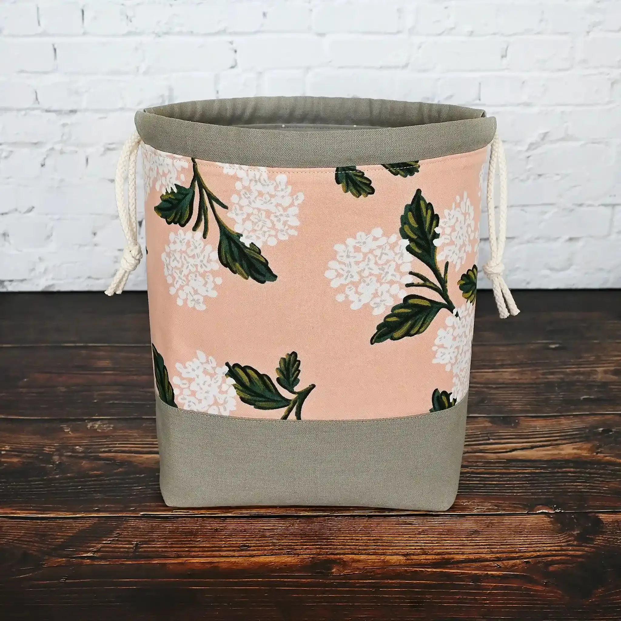 Pretty Peach Hydrangea Project Bag