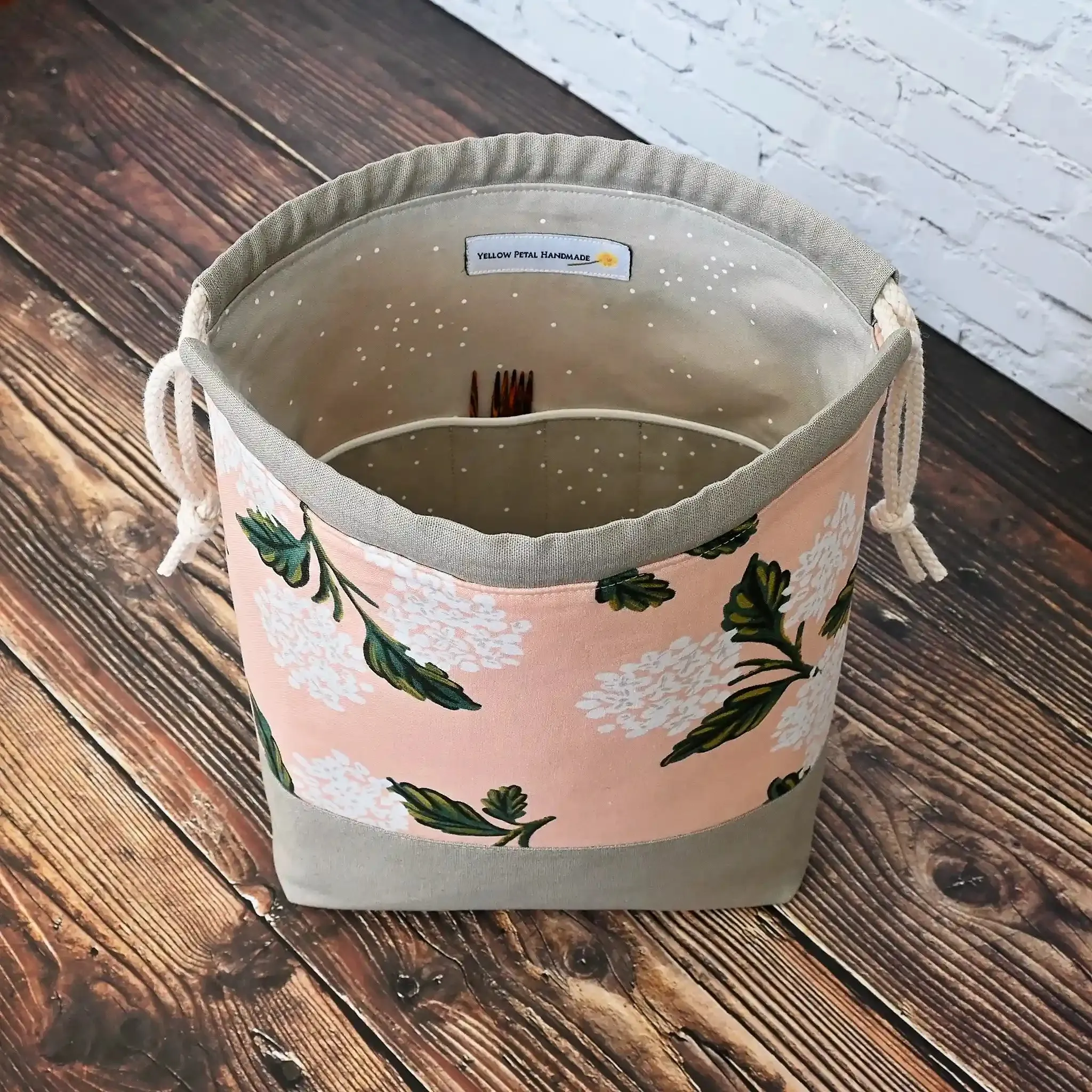 Pretty Peach Hydrangea Project Bag